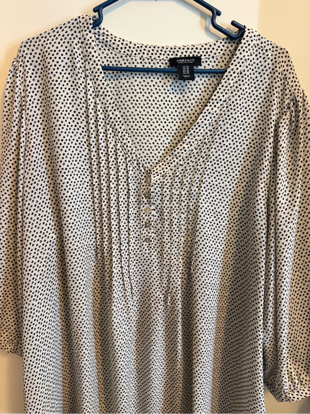 Jones & Co. Women’s 3X | Black & Ivory Print | Pleated V-Neck Tunic